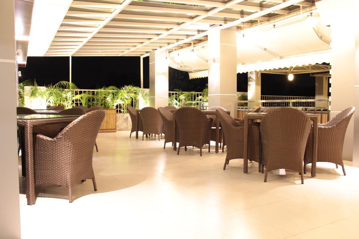Imperial Clarks Inn Dehradun Exterior foto